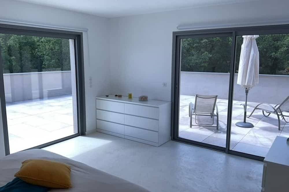 Foto 5 von 30: Villa Contemporaine Avec Piscine . Le 210