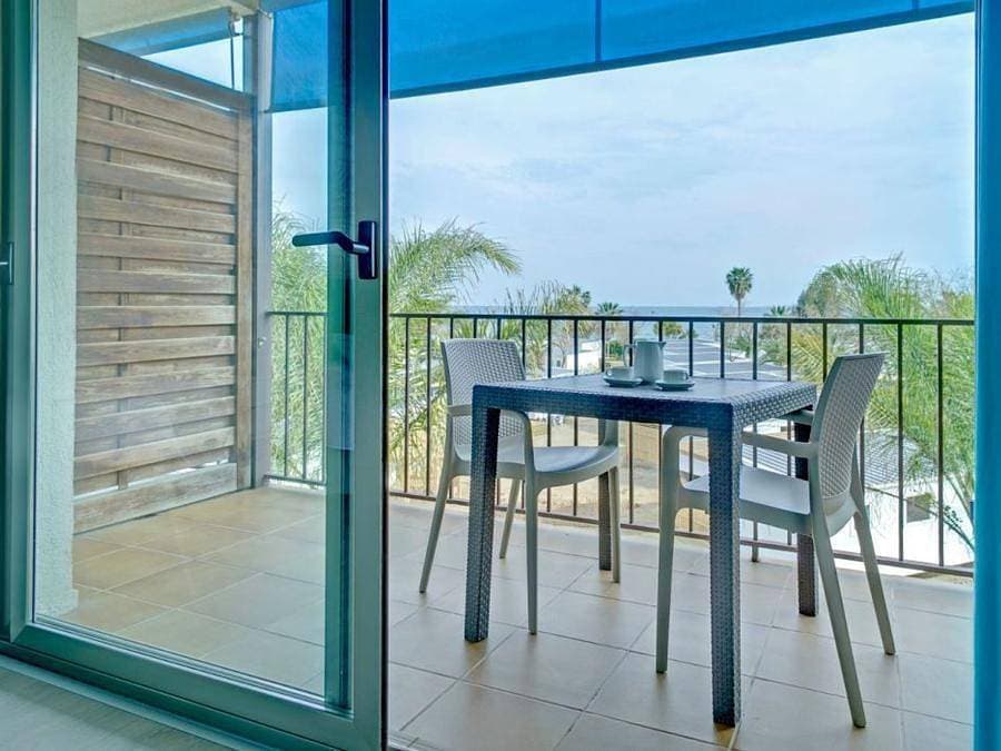 Foto 8 von 74: Camping Alannia Els Prats - Studio 3 personen - A1 - Studio (Kapazität: 2 Erwachsene + 1 Kind oder 1 Erwachsener + 2 Kinder)