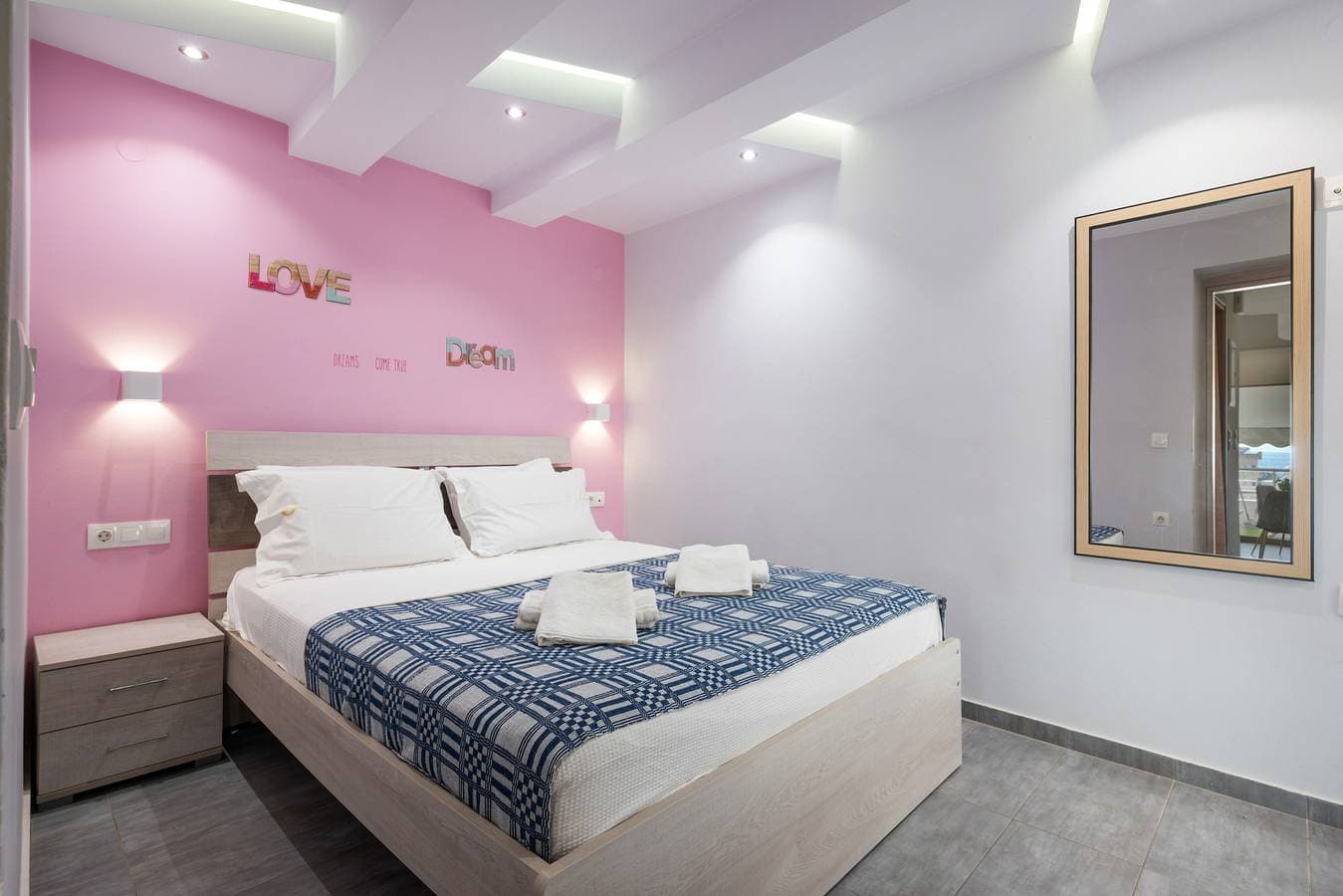 Foto 10 von 23: Apartment 'Elva Creta Beach' mit Meerblick, WLAN und Klimaanlage