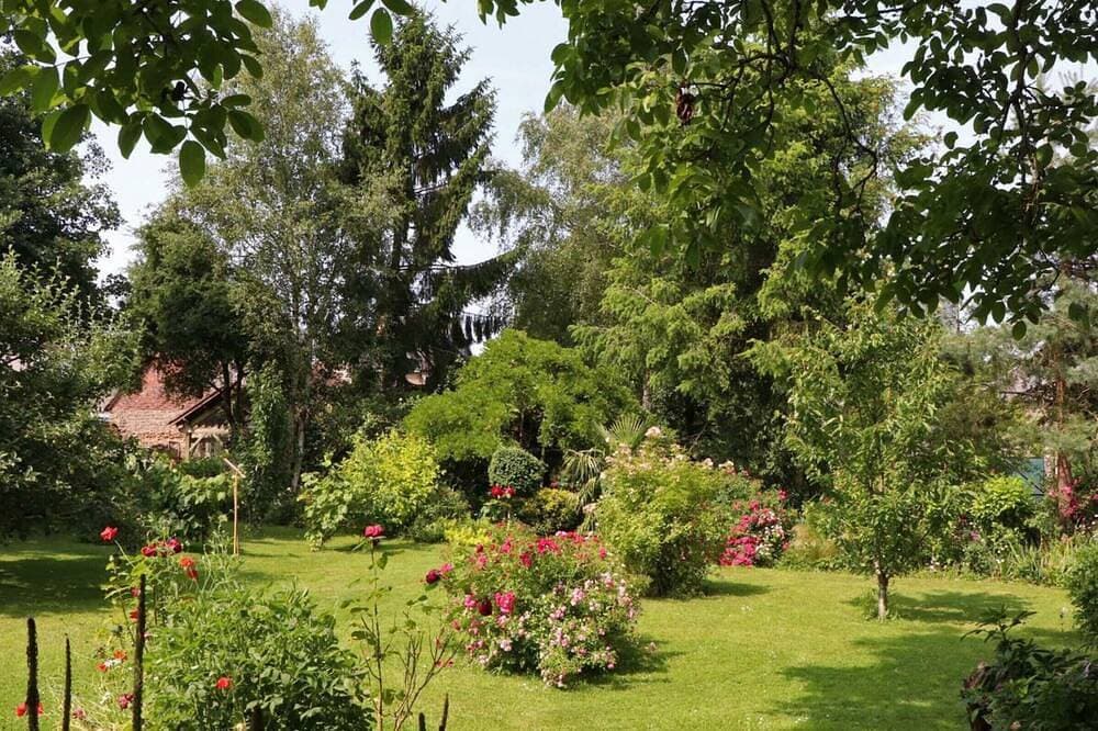 Foto 8 von 24: Historisches Haus aus dem 15. Jahrhundert mit Garten in La Carneille