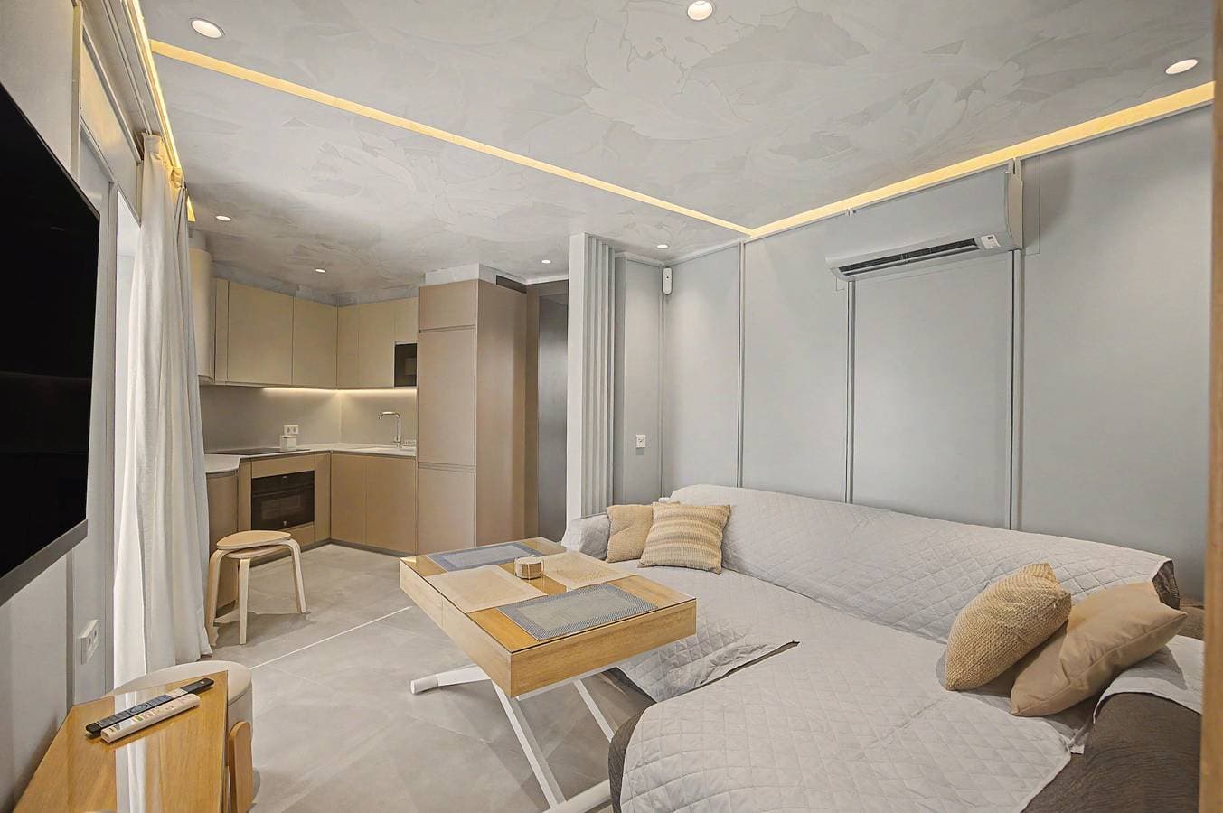 Foto 3 von 22: Apartment „Suite Plaza Conil“ mit Meerblick, WLAN und Klimaanlage