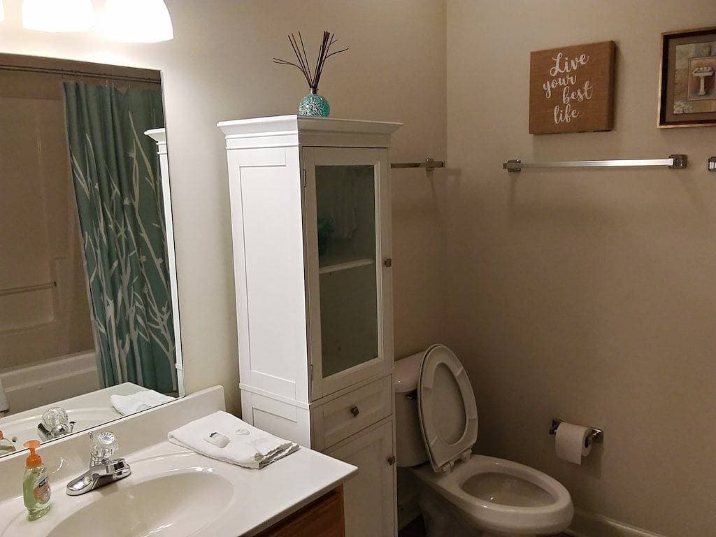 #2100 Pointe - Studio Suite at Mariners Sml 1