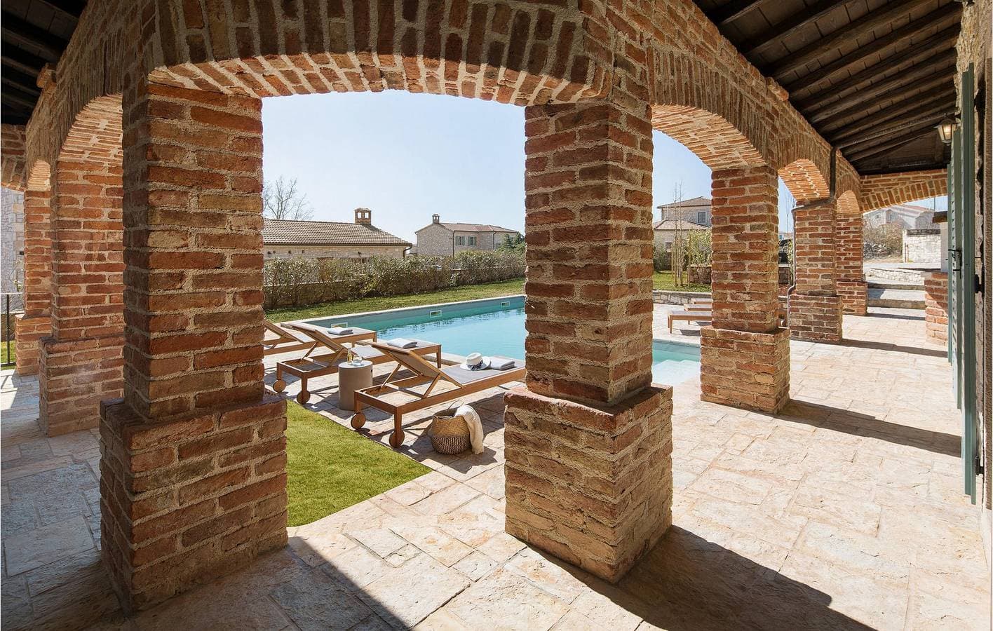 Foto 7 von 20: Urlaub am Meer: 2-Zimmer-Wohnung mit Pool, Terrasse und WLAN in der Nähe von Heraki