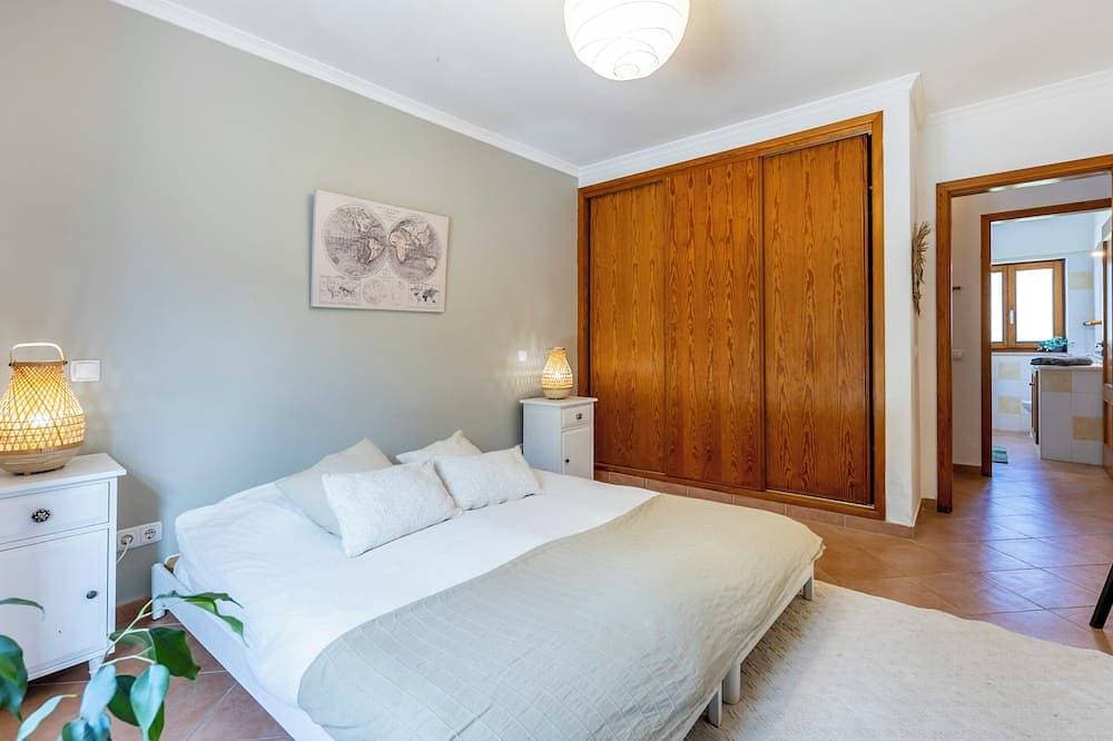 Foto 4 von 30: Quintinha Mojud - Lavanda Room