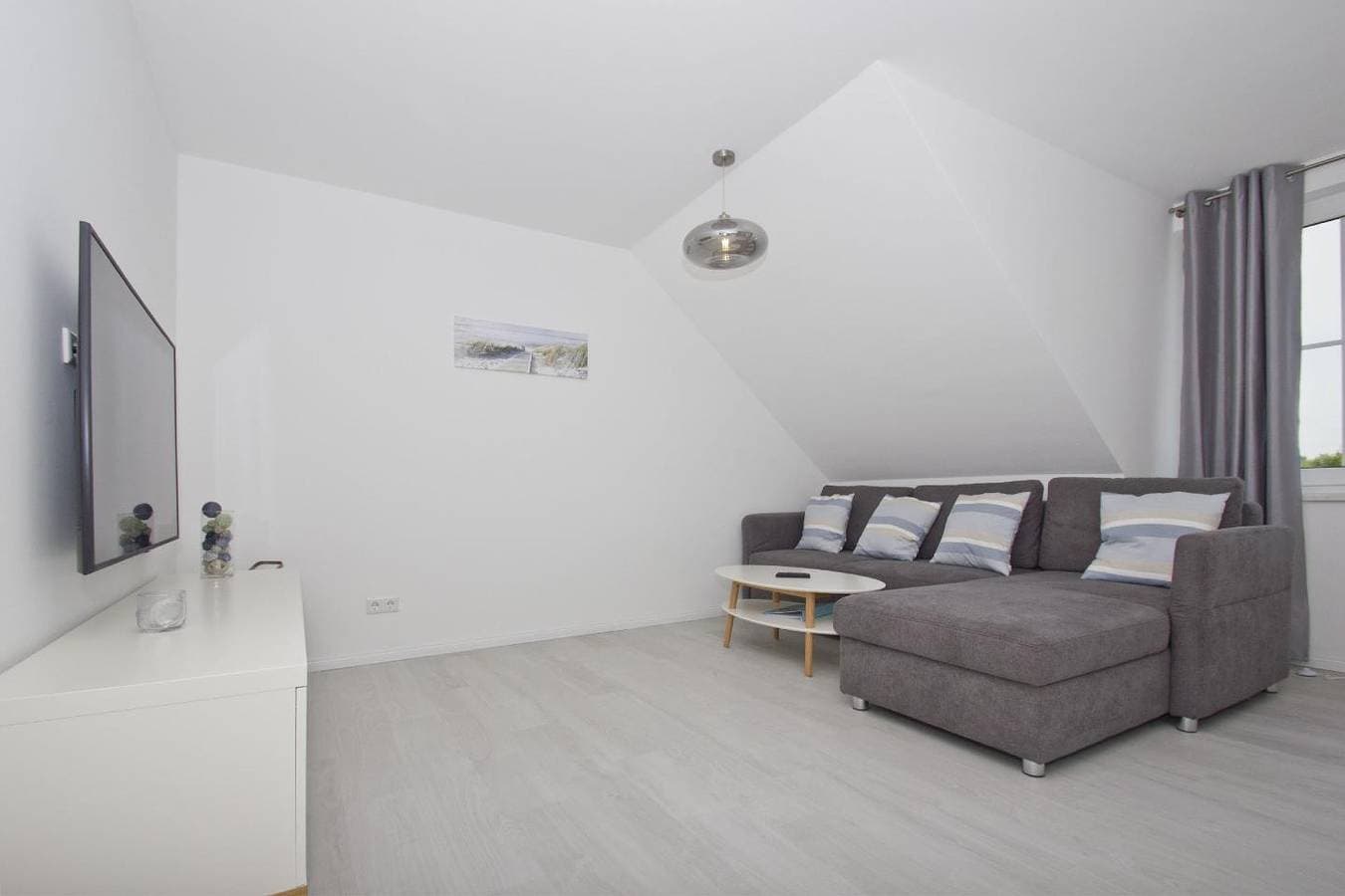 Foto 5 von 21: Mit Meerblick, Schwimmbad- und Saunanutzung - Haus Inselwind FeWo MEERstrand