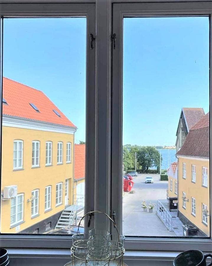 Foto 4 von 17: Two-Bedroom Apartment