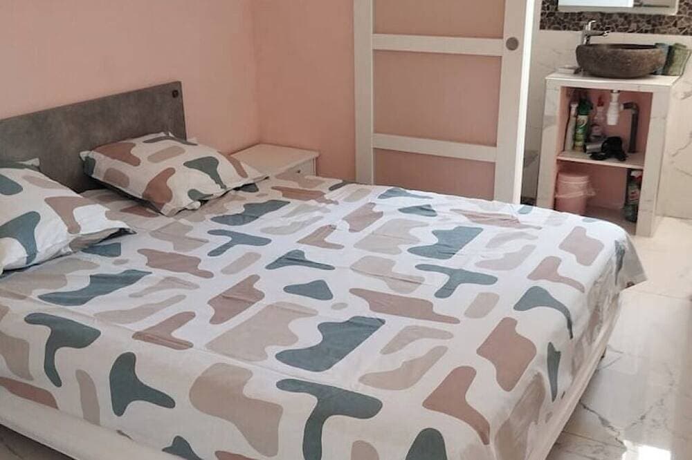 Foto 3 von 9: Charming studio in Toulon - quiet, bright and well located