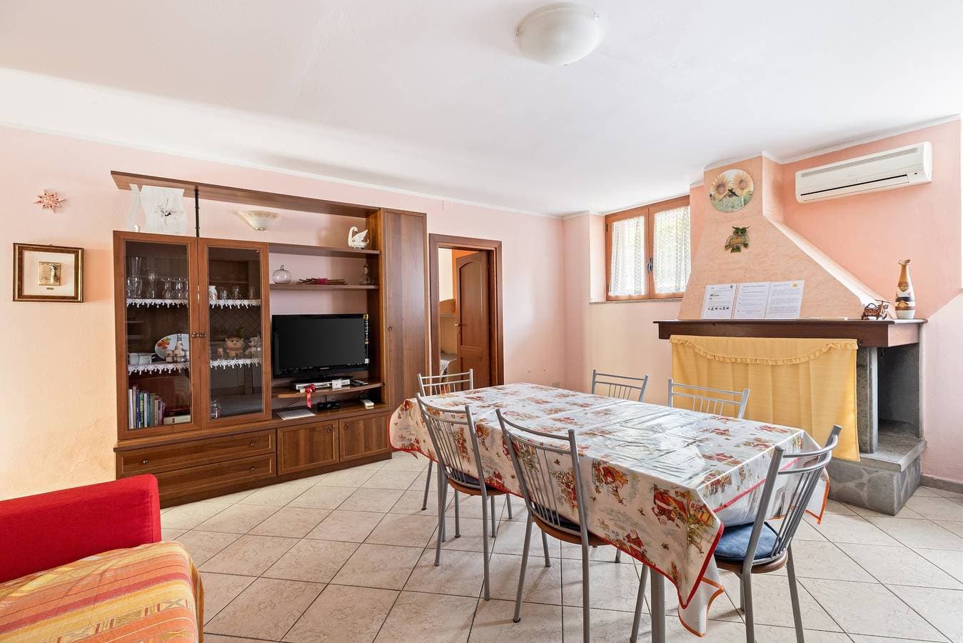 Foto 2 von 27: Ferienwohnung 'Casa Anna - Bosa' mit Klimaanlage