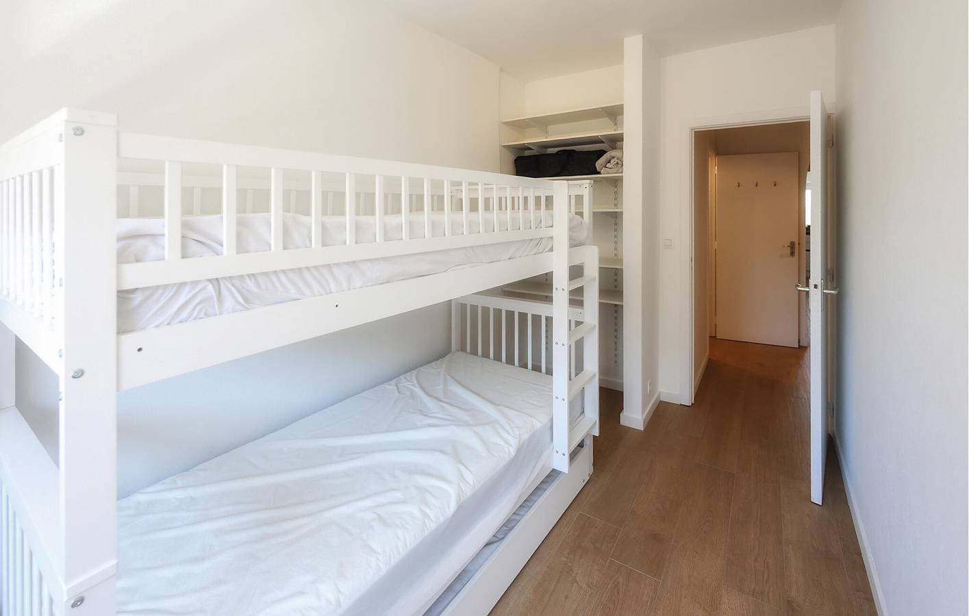 Foto 10 von 21: Ferienwohnung für 5 Personen mit Terrasse