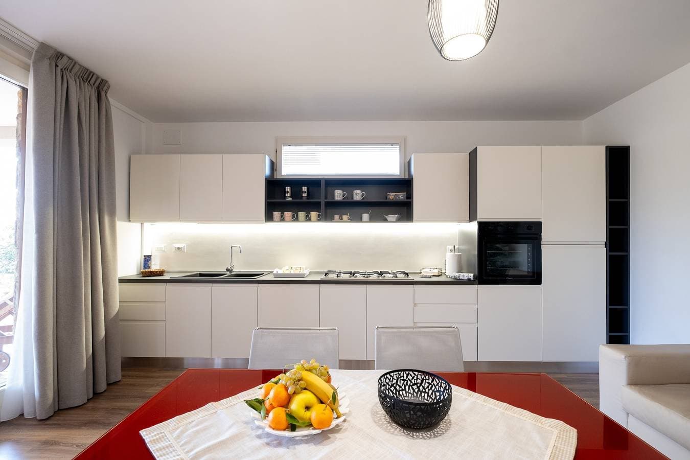 Foto 7 von 25: Apartment 'Casa Cenate' mit privater Terrasse, WLAN und Klimaanlage