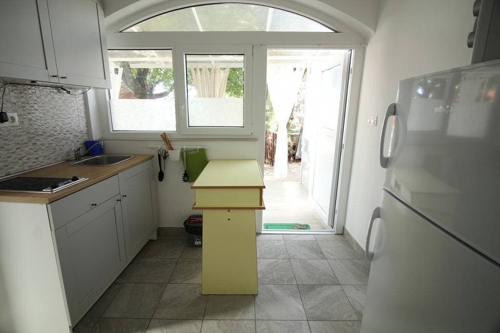 Foto 6 von 39: Ferienwohnung in Malinska mit Terrasse, Klimaanlage, W-Lan, Waschmaschine (4693-2)