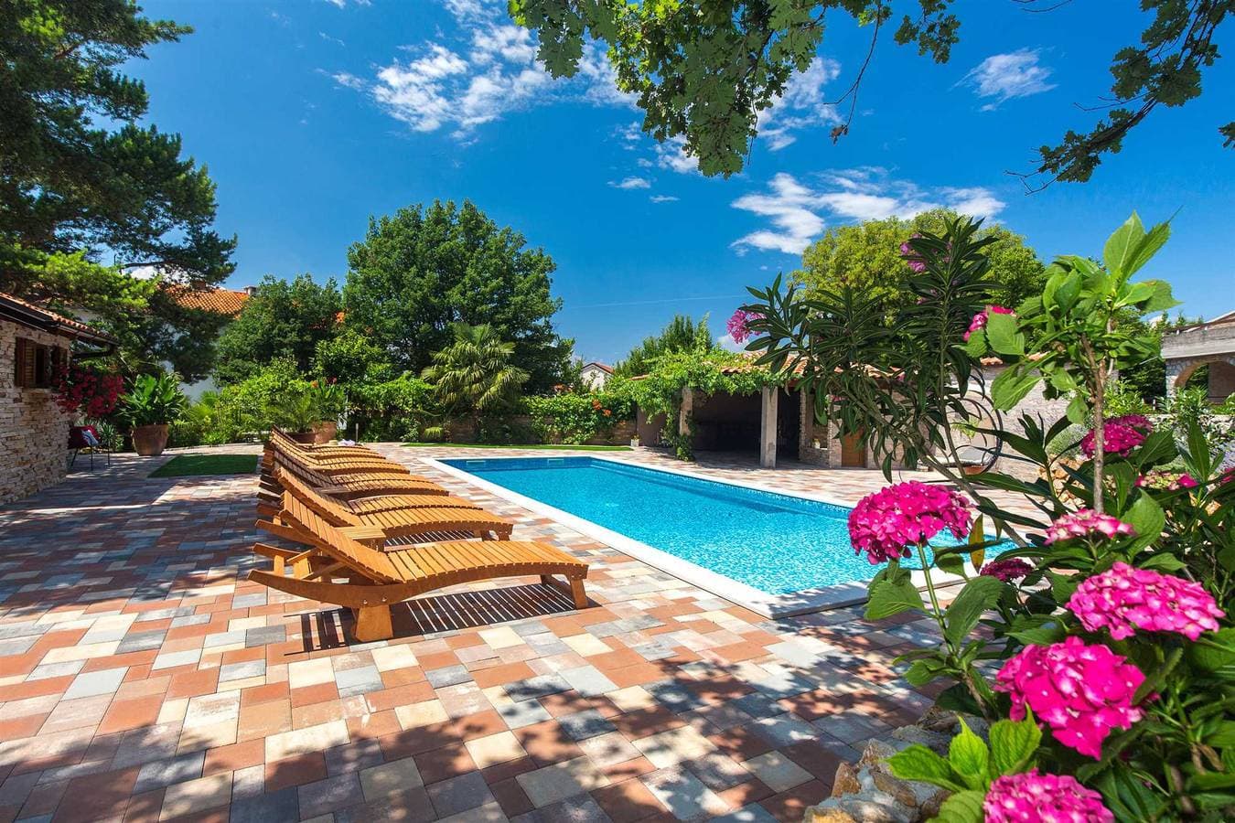 Ferienwohnung Antonia 4 mit Pool 1