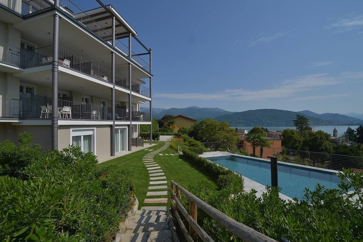 Foto 2 von 18: The View-Earth: design apt. with lake view