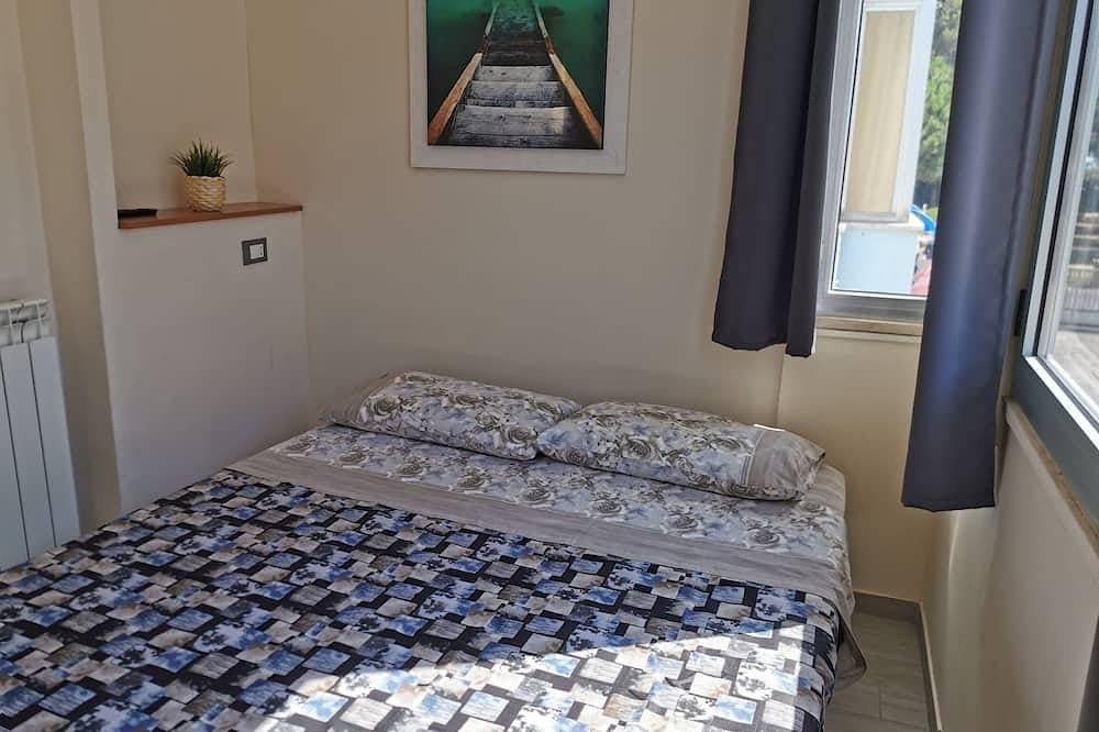 Foto 2 von 30: Studio-Apartment, 50 m vom Strand mit A/C, WiFi, Parkplatz