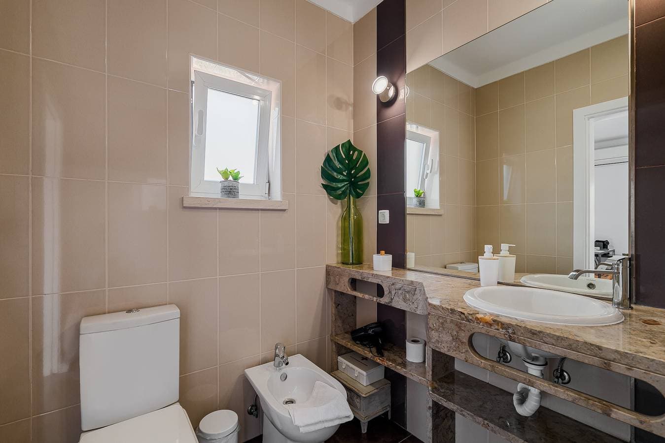 Foto 9 von 27: Gemütliche Suite À Da Marina – Private Suite mit Meerblick, WLAN und Klimaanlage
