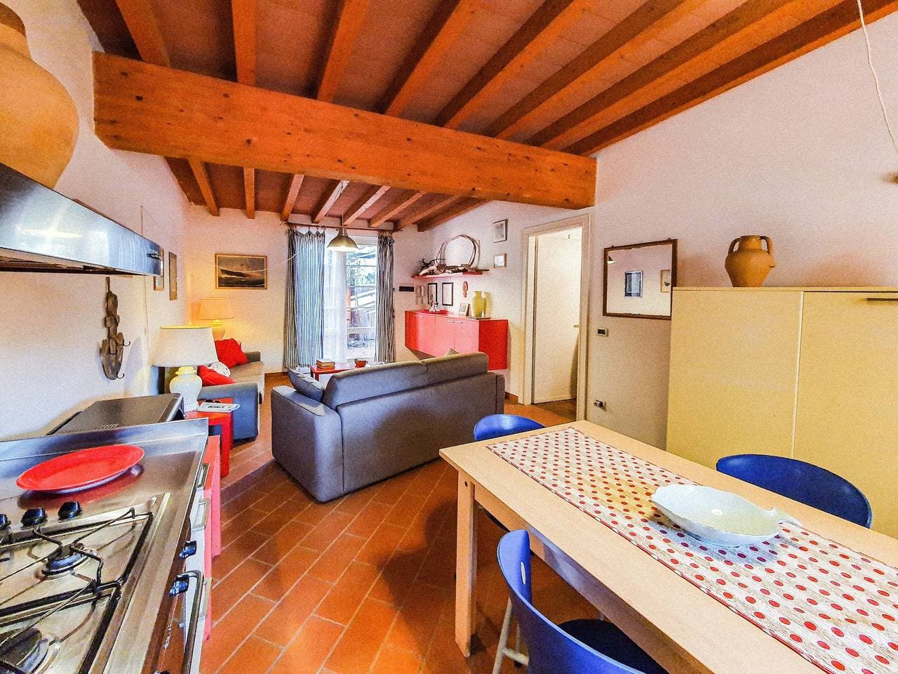 Foto 4 von 26: Apartment 'Casa Zuccale' mit Meerblick, Gemeinschaftspool und Terrassen