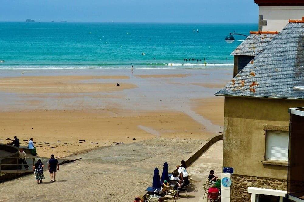 Foto 12 von 12: 38m2 studio with balcony next to Rochebonne beach in St Malo, Brittany