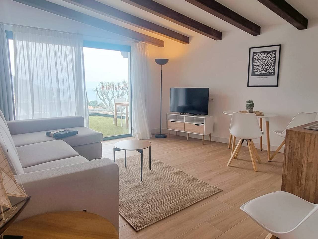 Foto 2 von 26: Apartment mit Meerblick und Privater Terrasse