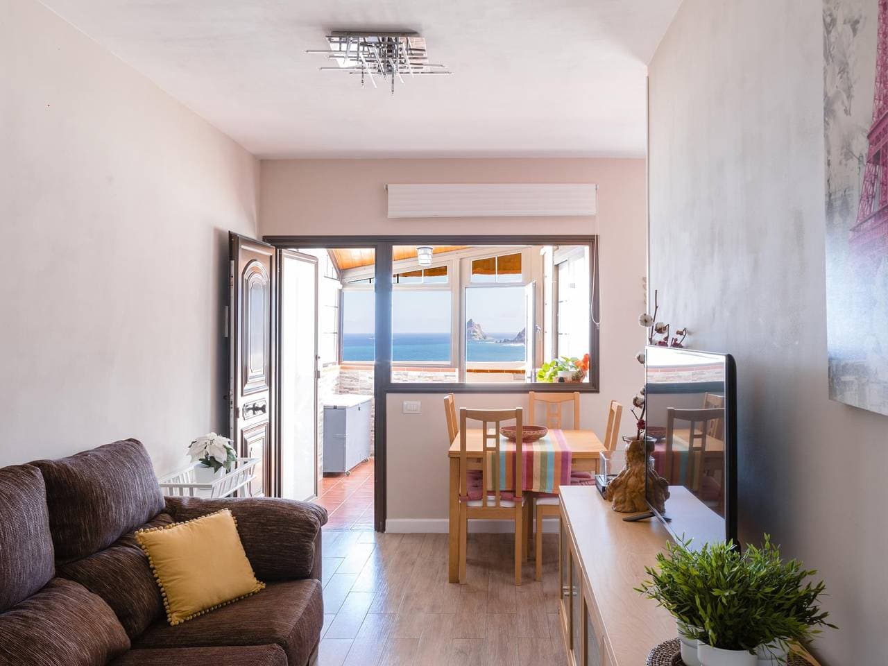 Foto 2 von 37: Ferienwohnung für 3 Personen mit Terrasse