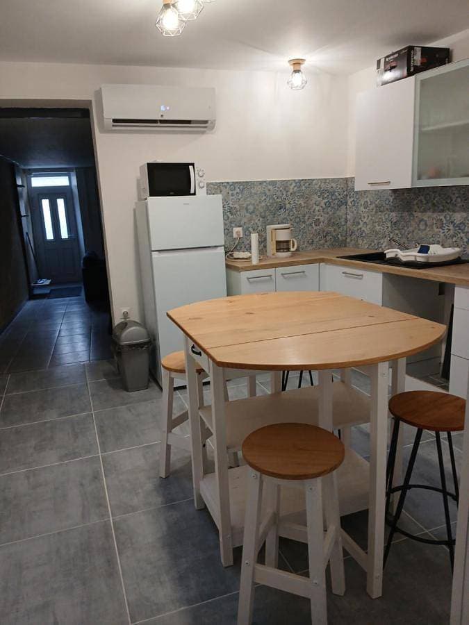 Foto 4 von 15: Two-Bedroom House