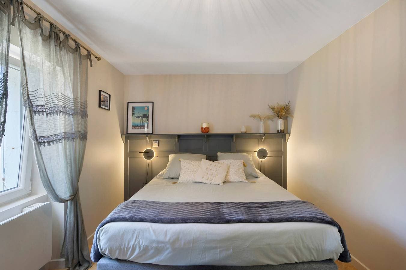 Foto 3 von 30: Gästezimmer „Embellie“ mit privater Terrasse, eigenem Garten und WLAN