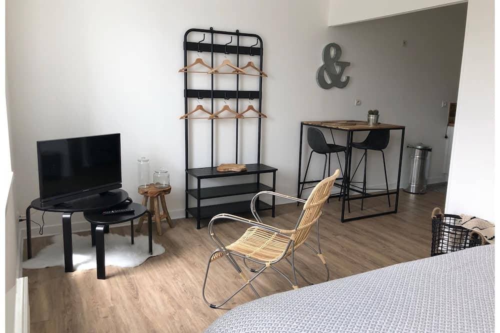 Foto 2 von 16: Charming Studio Mit Blick auf den Hafen und 100 m vom Strand entfernt
