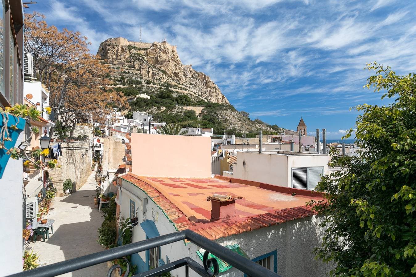 Foto 6 von 25: Ferienhaus "Casita Kunterbunt" mit Meerblick, Terrasse & WLAN