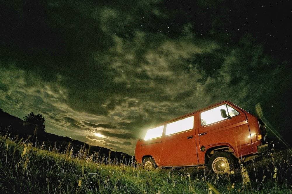 Foto 7 von 10: Redzo, ein Vw-Wohnmobil aus dem Jahr 1981