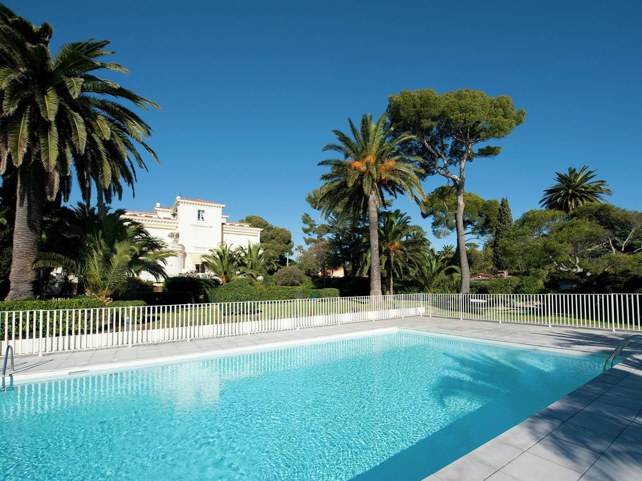 Foto 13 von 40: Villa an der Côte d'Azur mit Meerblick