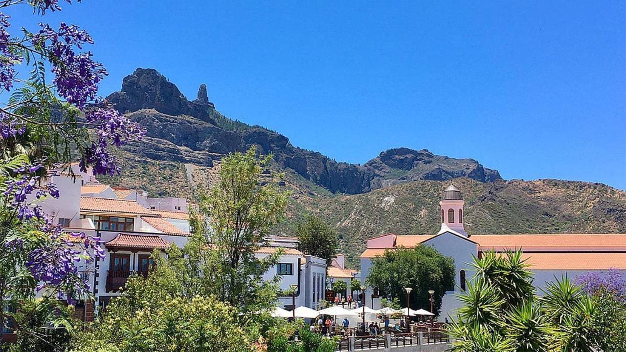 Double room with breakfast y vista towards mountain Tejeda 1