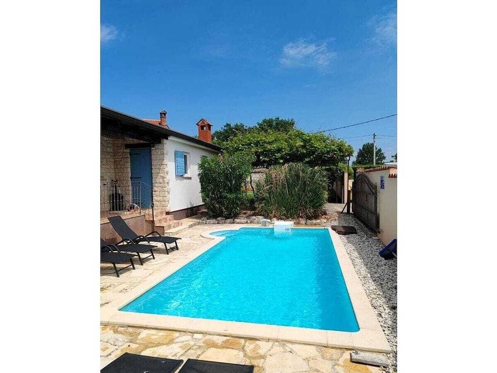 Foto 6 von 51: Ferienhaus in Porec mit Schwimmbecken