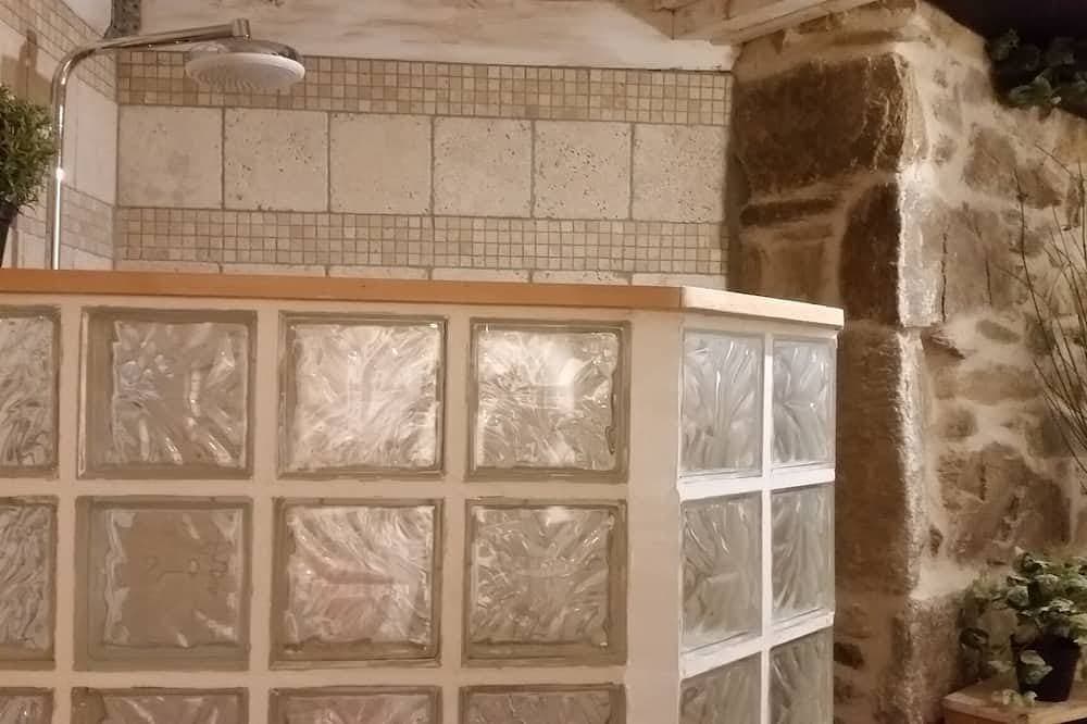 Foto 2 von 30: Hervorragendes Künstlerstudio-Loft in einer ruhigen alten Mühle auf dem Monts du Lyonnais