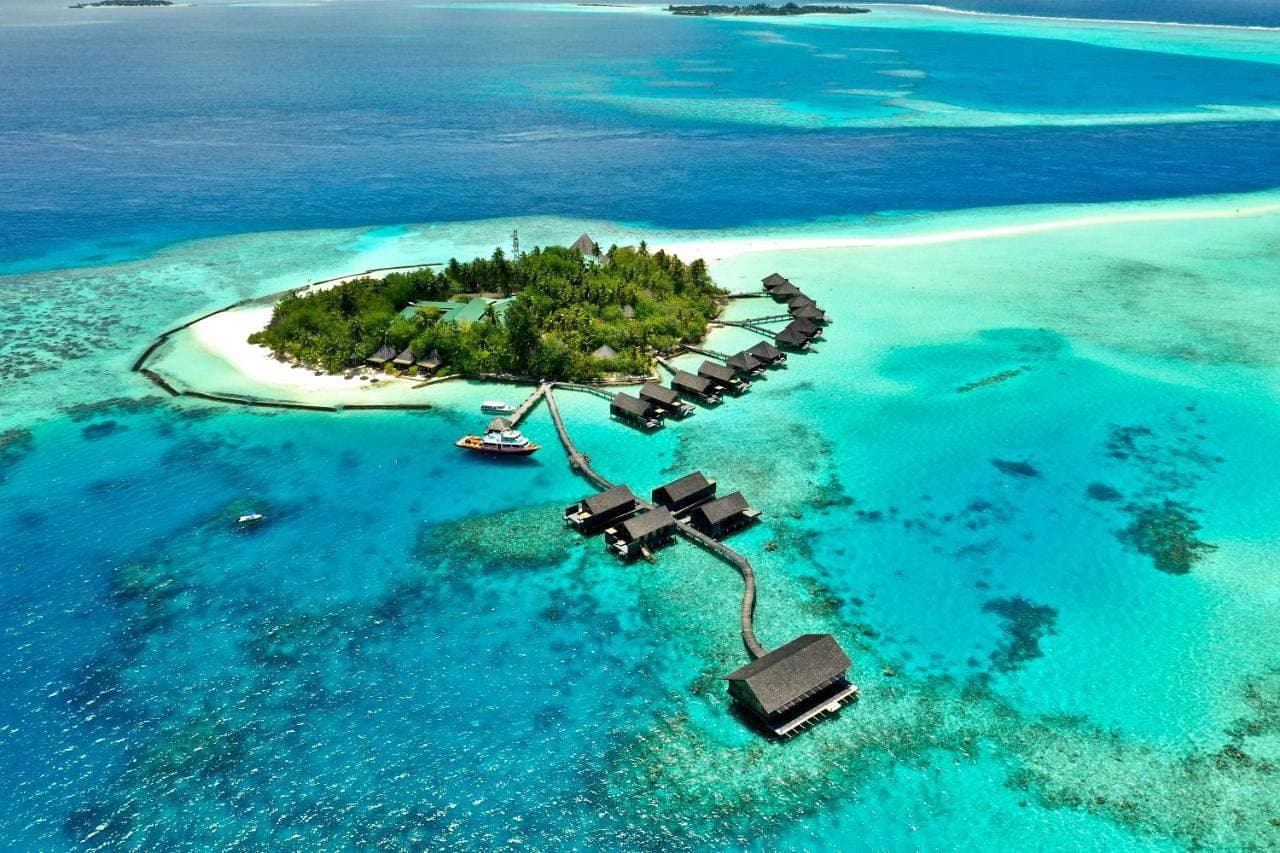 Gangehi Island Resort & Spa 1