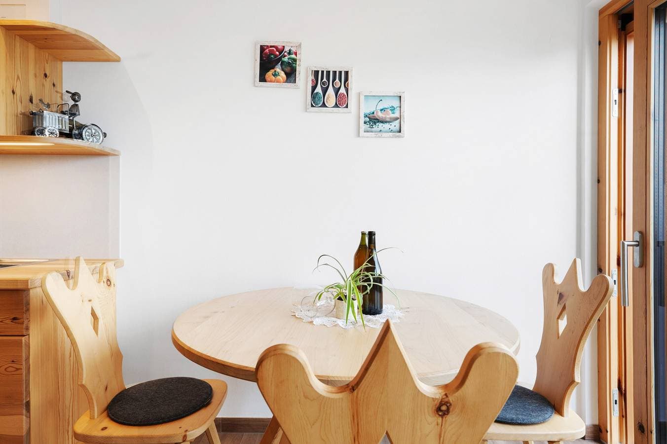 Foto 9 von 47: Apartment 'Lärche' mit Bergblick, Gemeinschaftsterrasse und WLAN