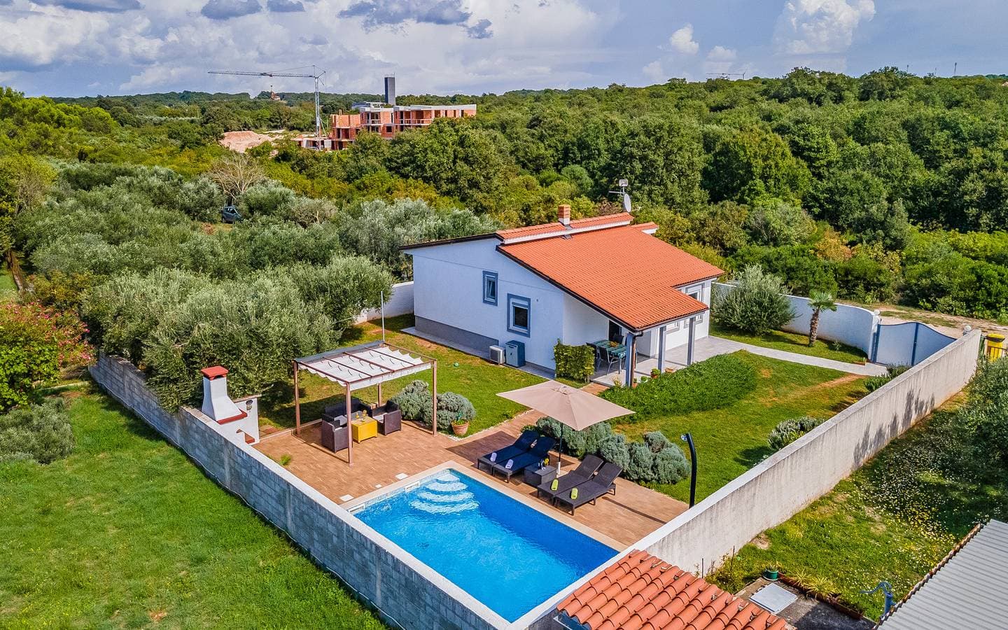 Foto 12 von 84: Villa für 4 Personen mit Pool
