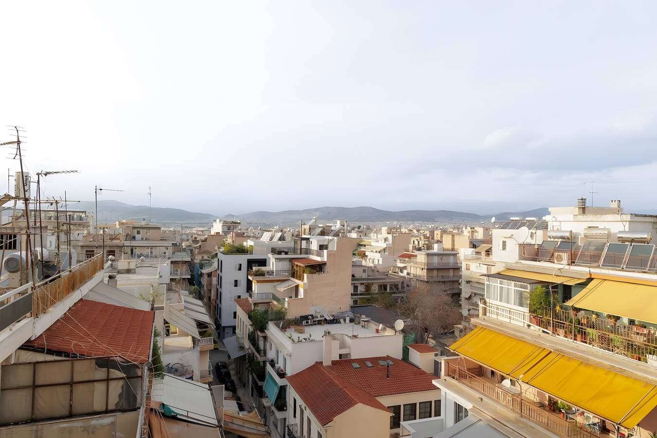 Foto 6 von 52: Cozy Studio mit Aussicht in Athen – Private Terrasse, WLAN & Klimaanlage