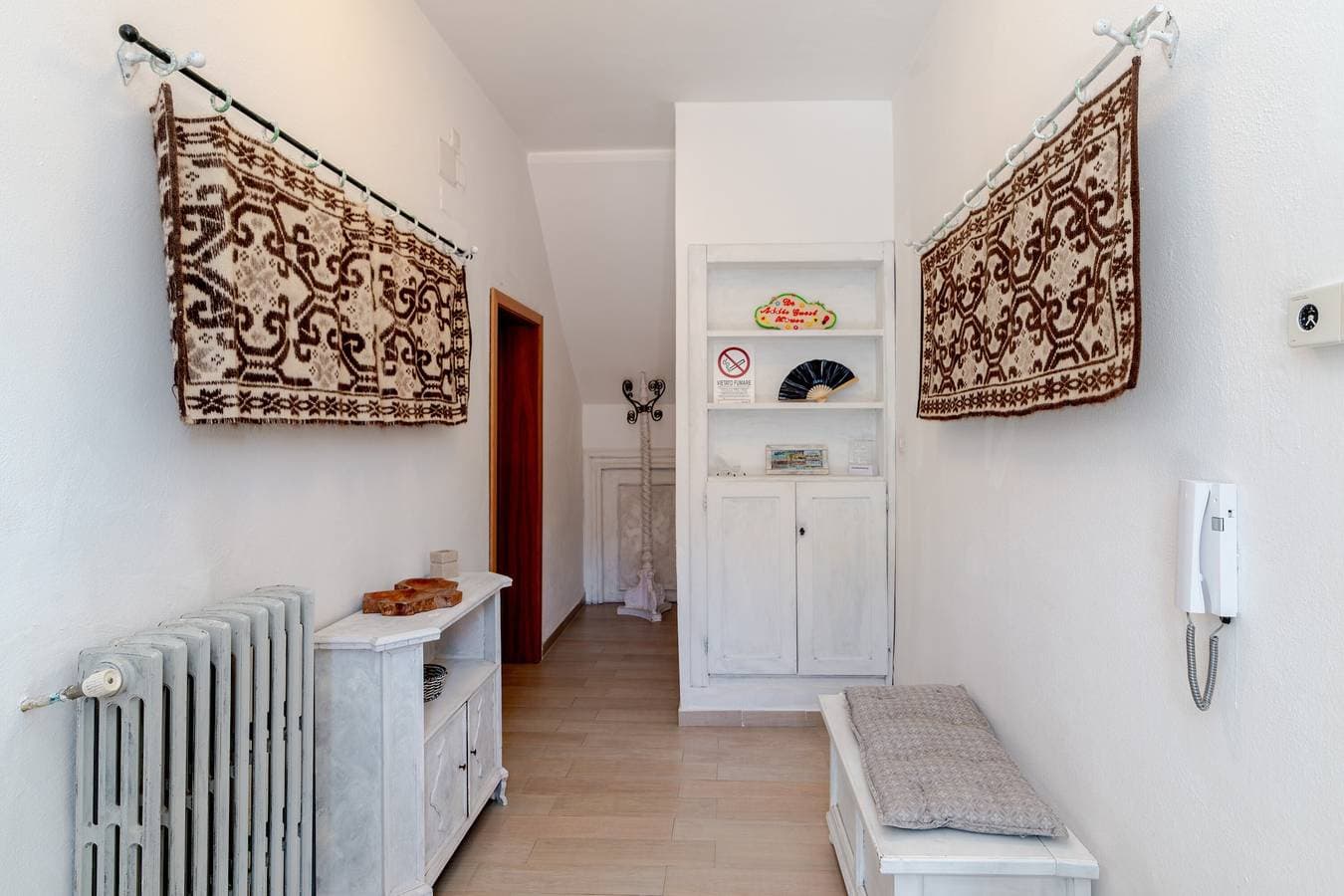 Foto 8 von 20: Ferienhaus 'De Addis Guest House' mit privater Terrasse und WLAN