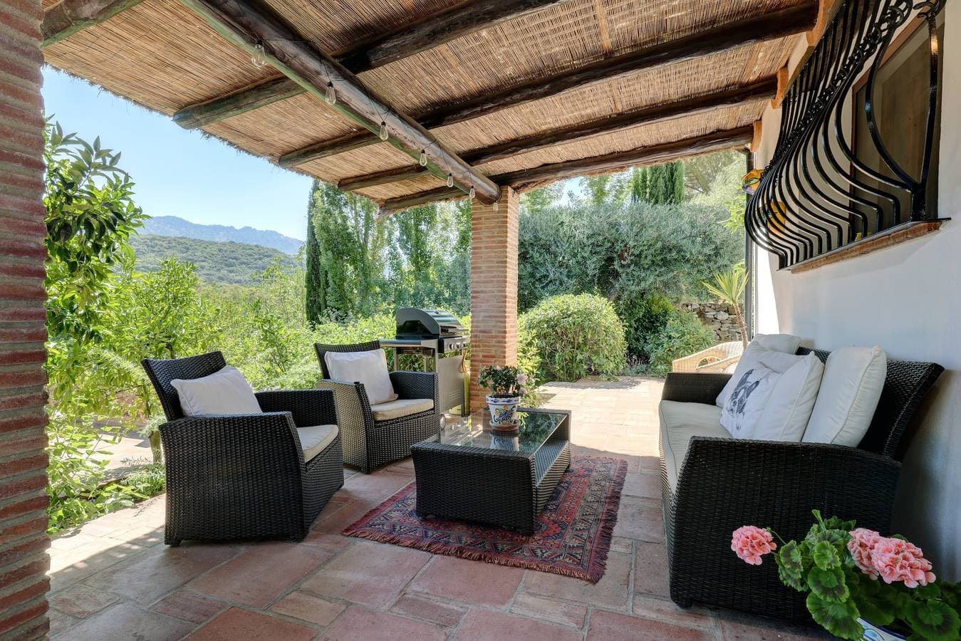 Foto 3 von 29: Cottage 'Finca del Rio' mit Bergblick, Pool & WLAN