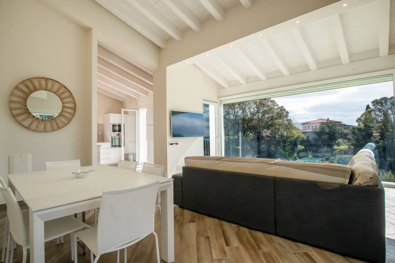 Foto 8 von 46: Ferienhaus für 5 Personen mit Balkon