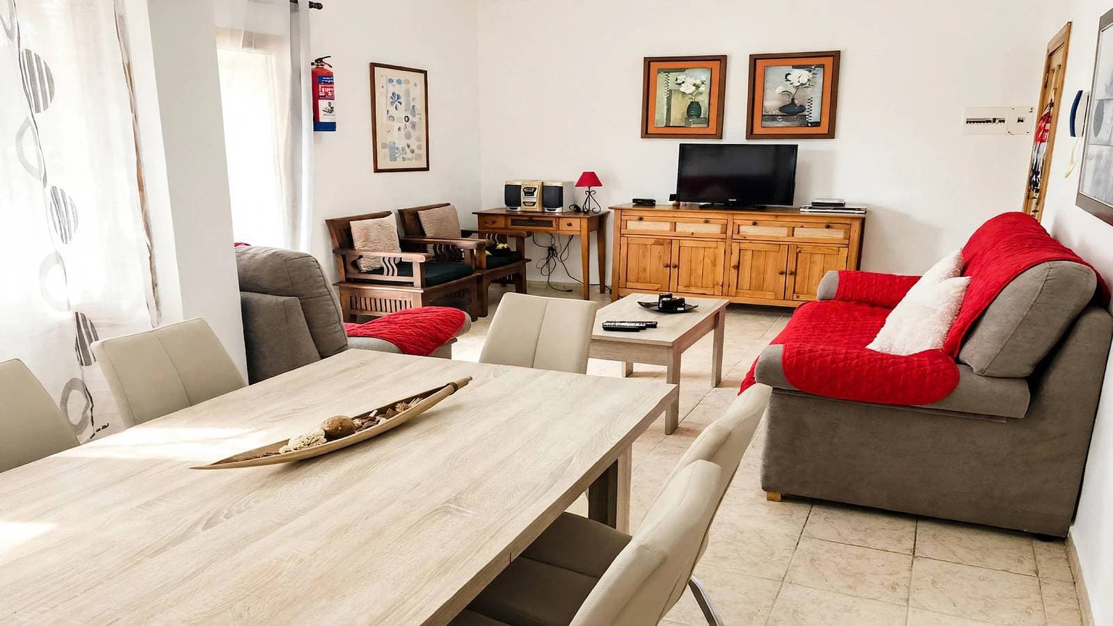 Foto 4 von 25: Villa Neptuno mit Privatpool, Meerblick, Smart-TV & free Wifi