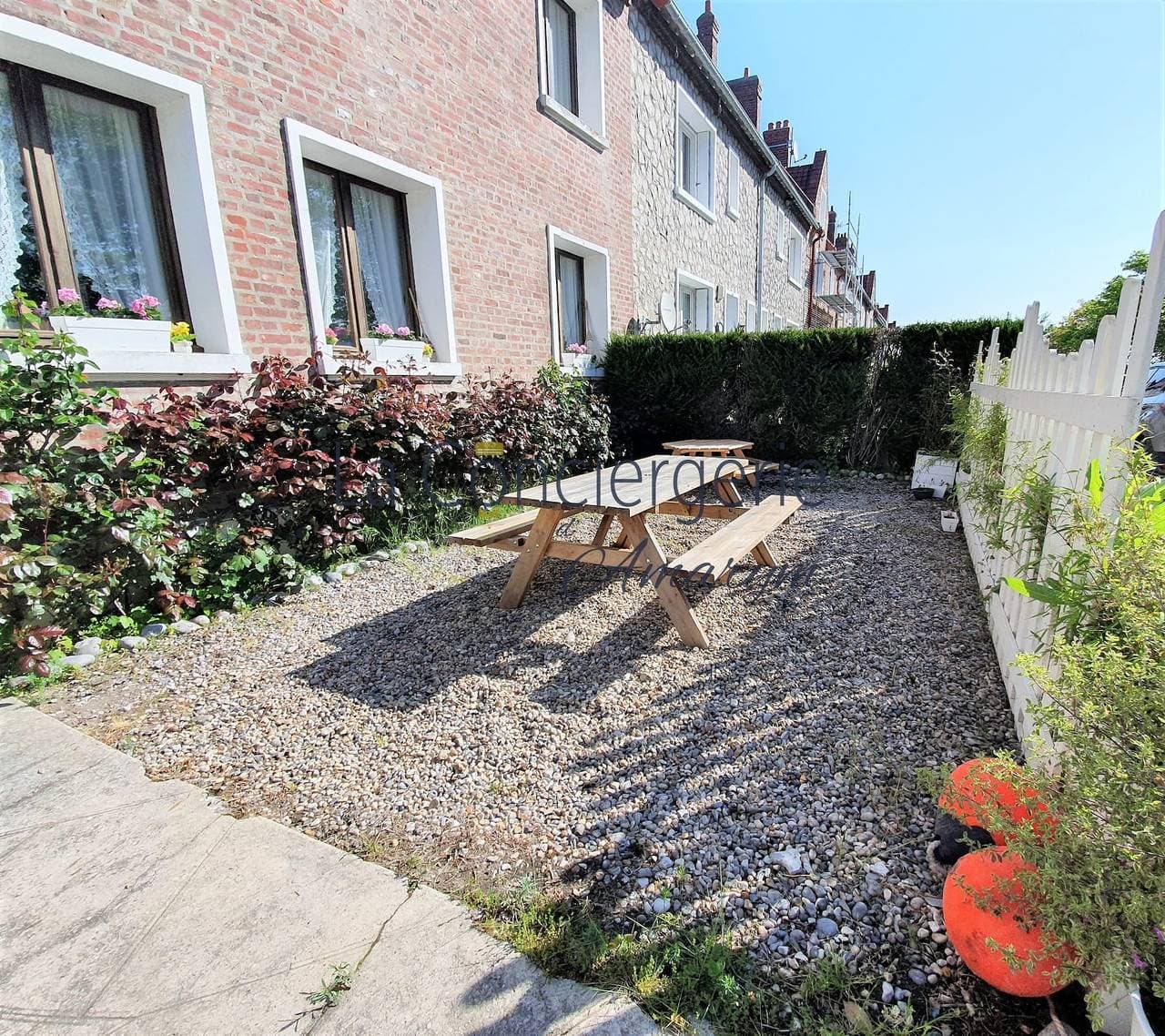 Foto 4 von 33: Ferienhaus für 8 Personen mit Terrasse