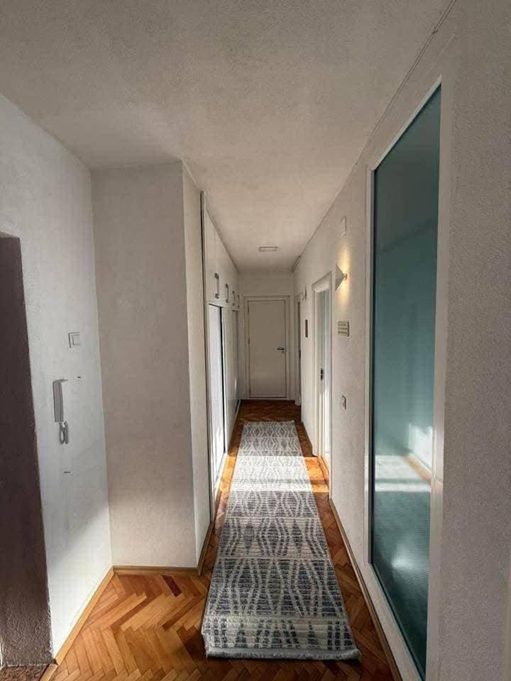 Foto 9 von 15: One-Bedroom Apartment