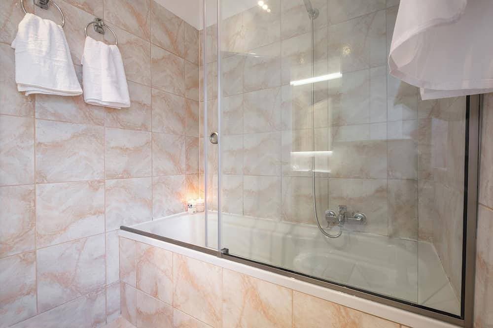 Foto 7 von 23: Guilford Elegance | Corfu Old  town Apartment | fast WiFi