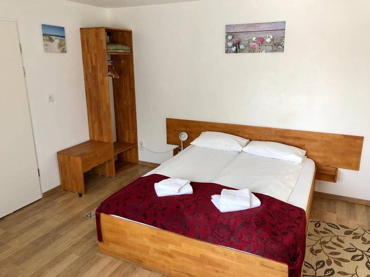 Foto 2 von 11: Classic Triple Room