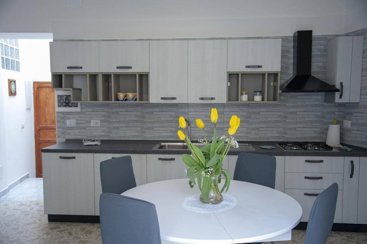 Cetara Sunny House 1