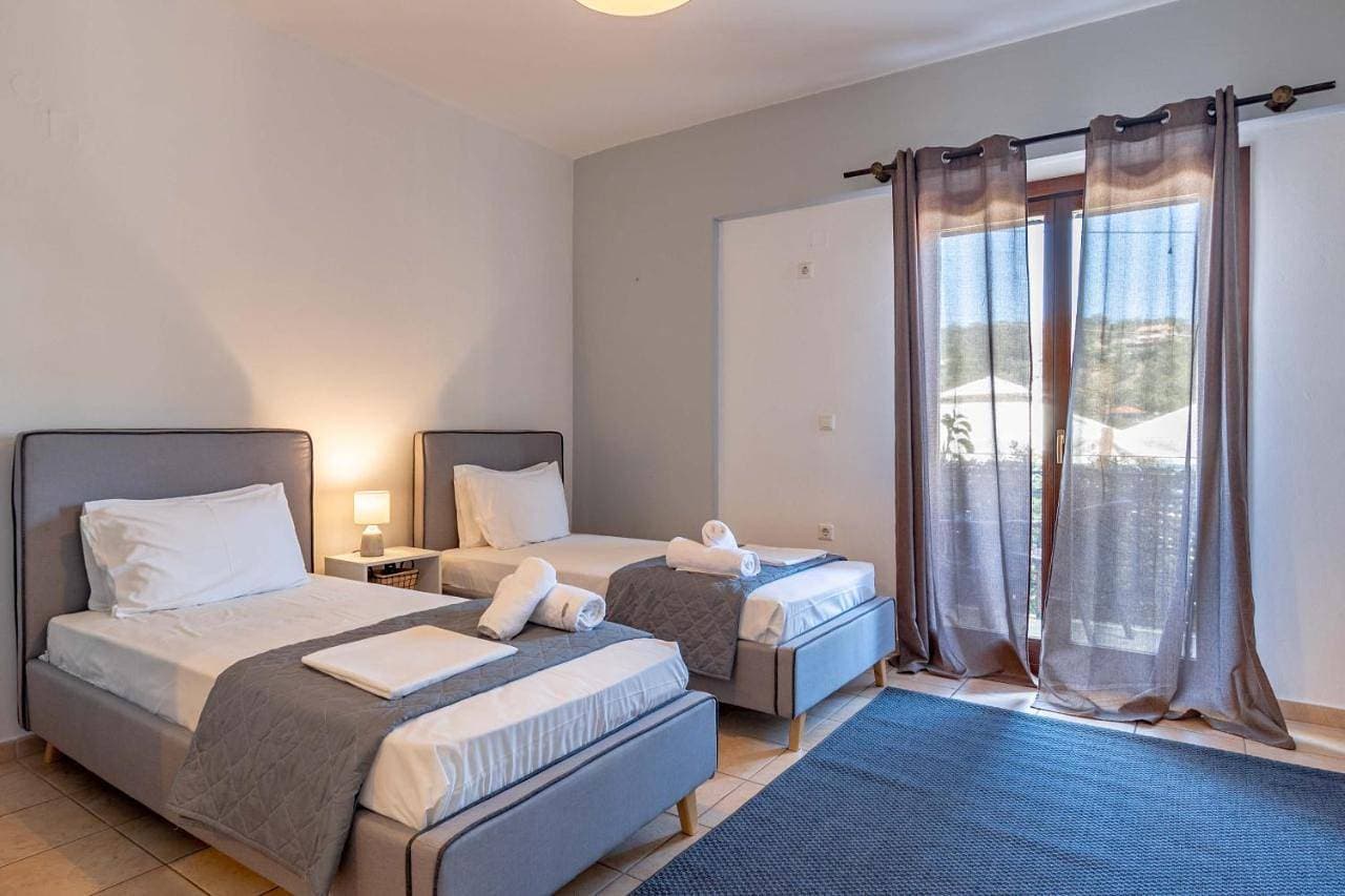 Foto 4 von 15: Double Room with Balcony and Sea View
