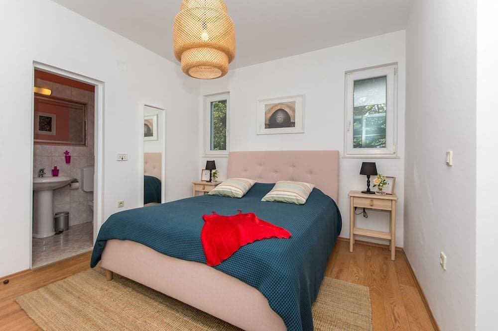 Foto 2 von 30: Dreamhouse Soline Sea View, Pool and Jacuzzi Green Studio Apartment
