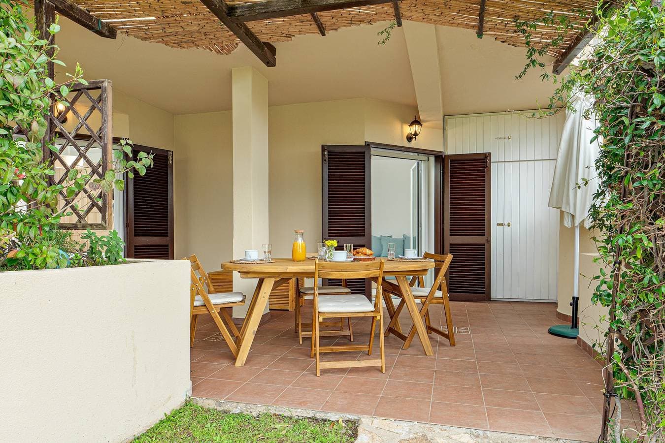 Foto 3 von 25: „Casa Dina“ mit Klimaanlage, Garten, privatem Parkplatz, TV, WLAN