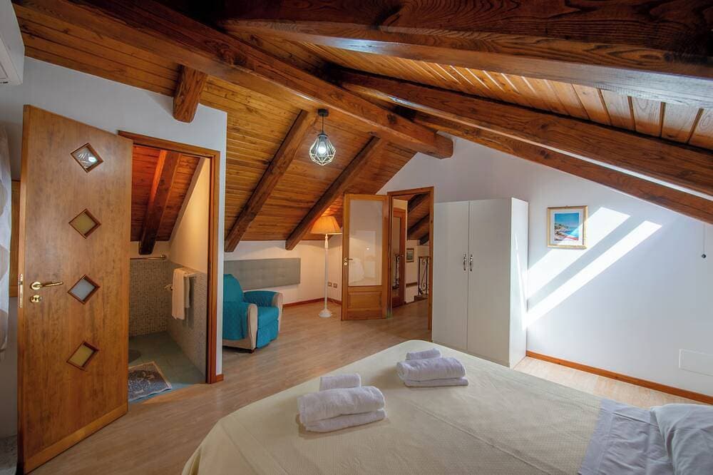 Foto 7 von 18: Maison Antica - One Step Away From the Sea