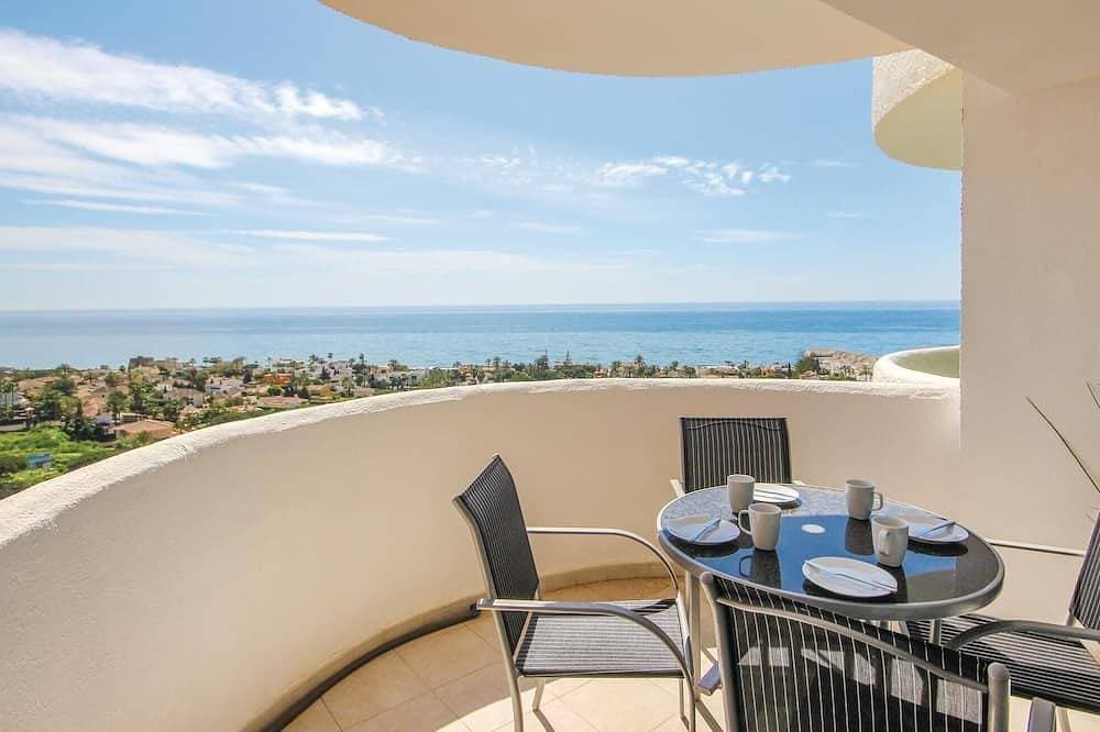 Sunny Apartment in Marbella 1
